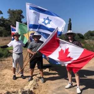 Meet your Posher, Donna caryn